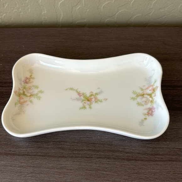Vintage Japanese Porcelain Floral Perfume Bottle and Accessory Tray - Picture 4 of 6